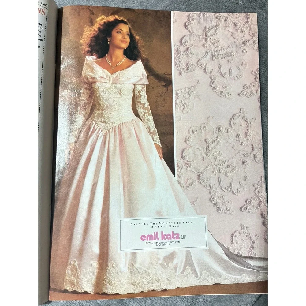 Lot Of 2 Vintage 1992 Hancock Fabric Magazines Holiday Craft & Directions Sewing